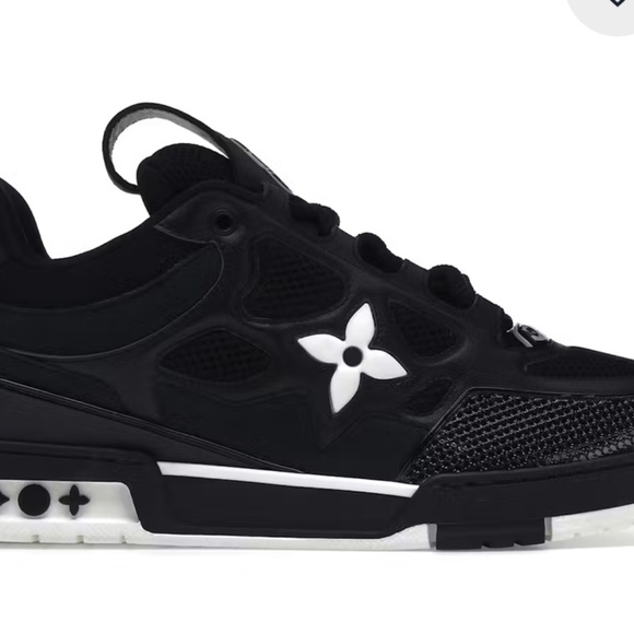 Louis Vuitton LV Skate Sneaker - Picture 2 of 5